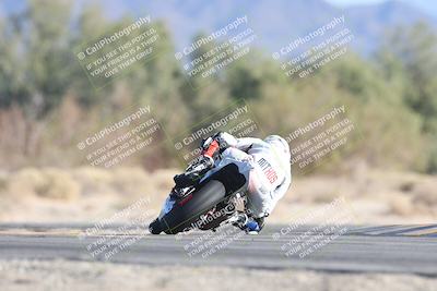 media/Dec-07-2025-CVMA (Sun) [[3e7d2de5dc]]/Race 12- Formula 40 MW and LW/